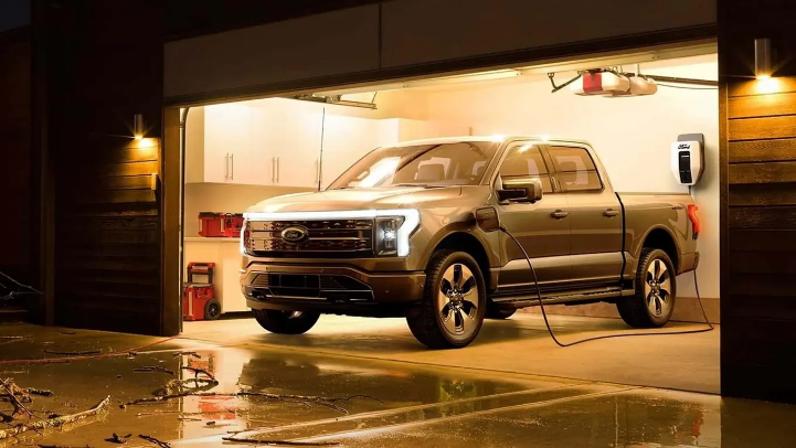 Ford cân nhắc dừng sản xuất F-150 Lightning vì thua lỗ